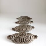 Shell handles