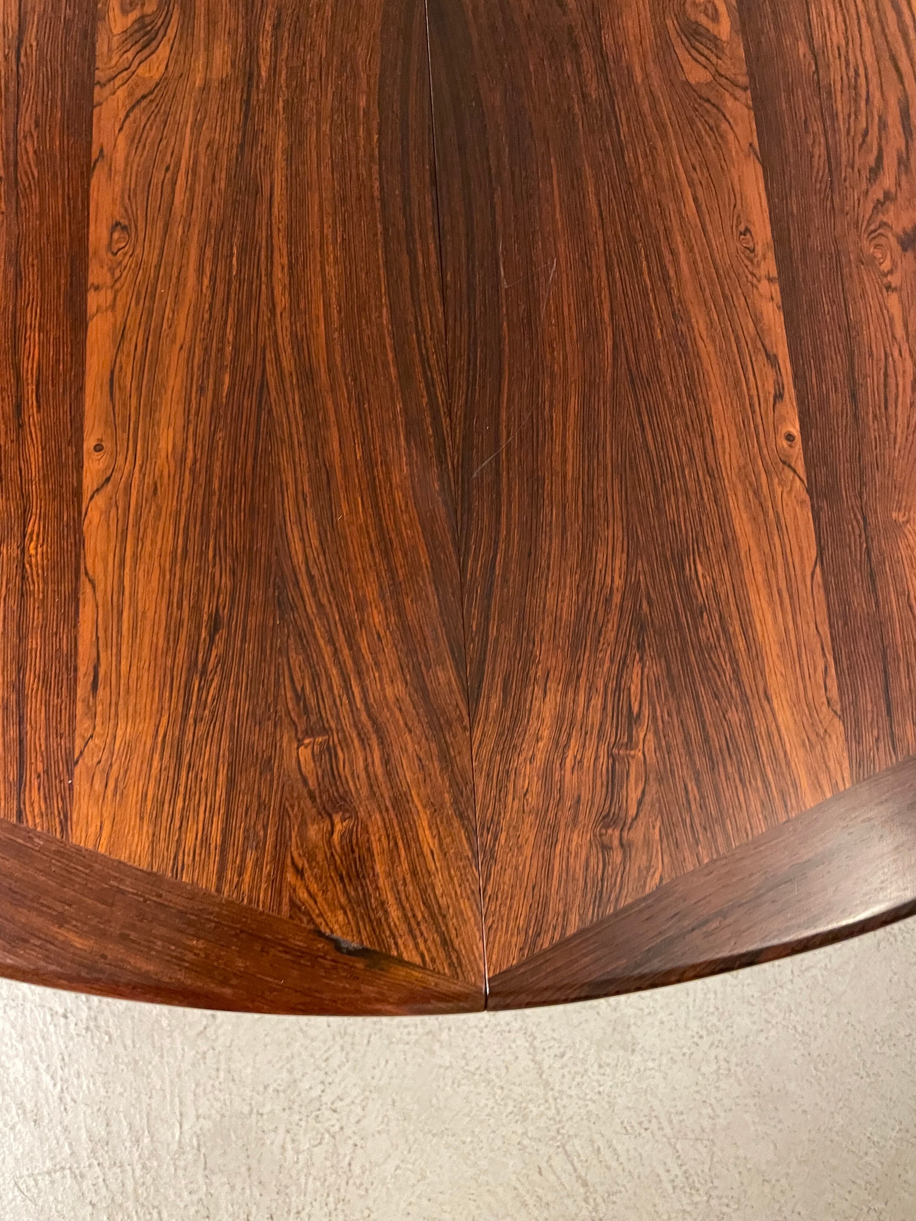 Danish round palisander dining table 1960s