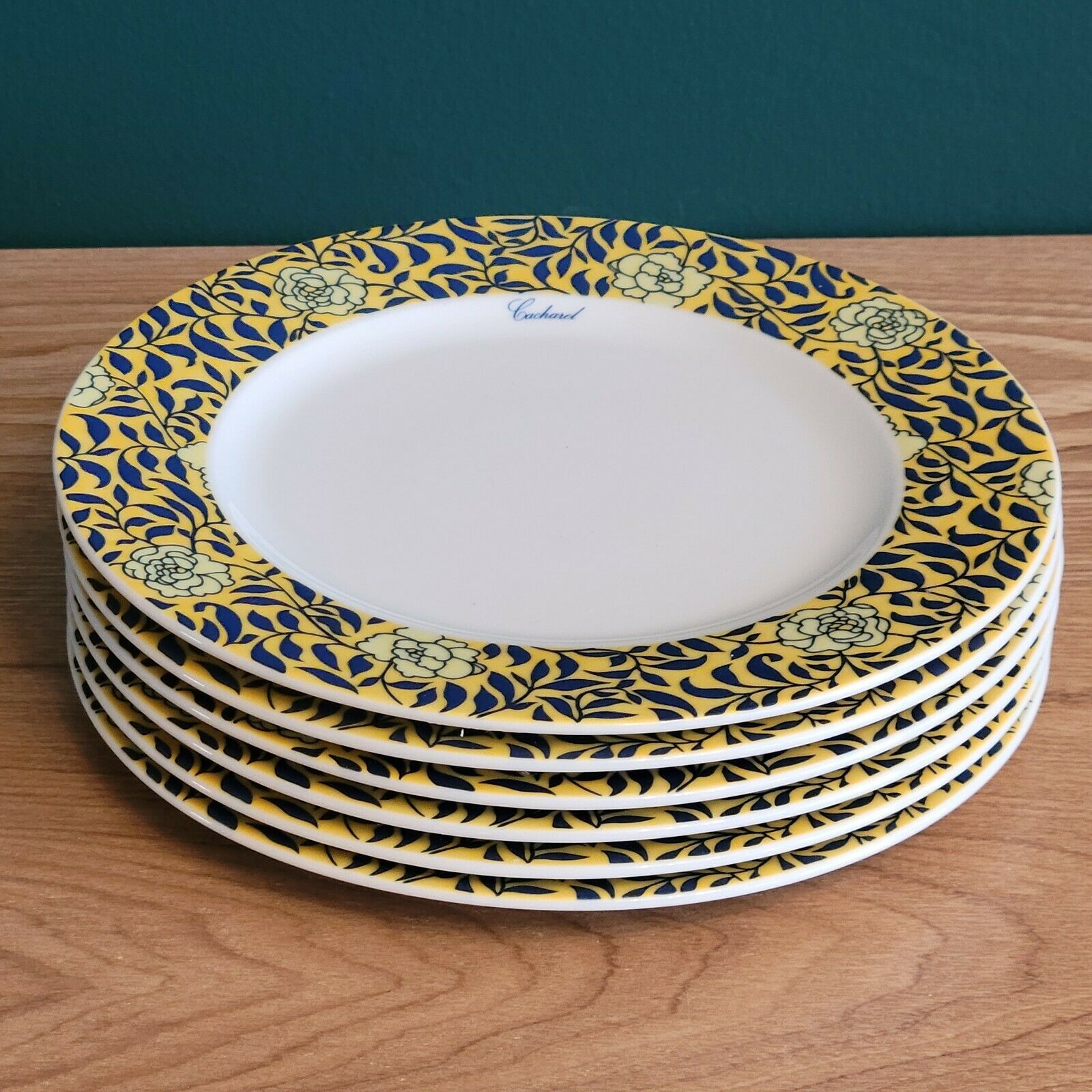 6 flat plates Cacharel floral decoration yellow and blue