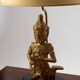 Paire de lampes  de table Bouddha en bois avec abat-jours