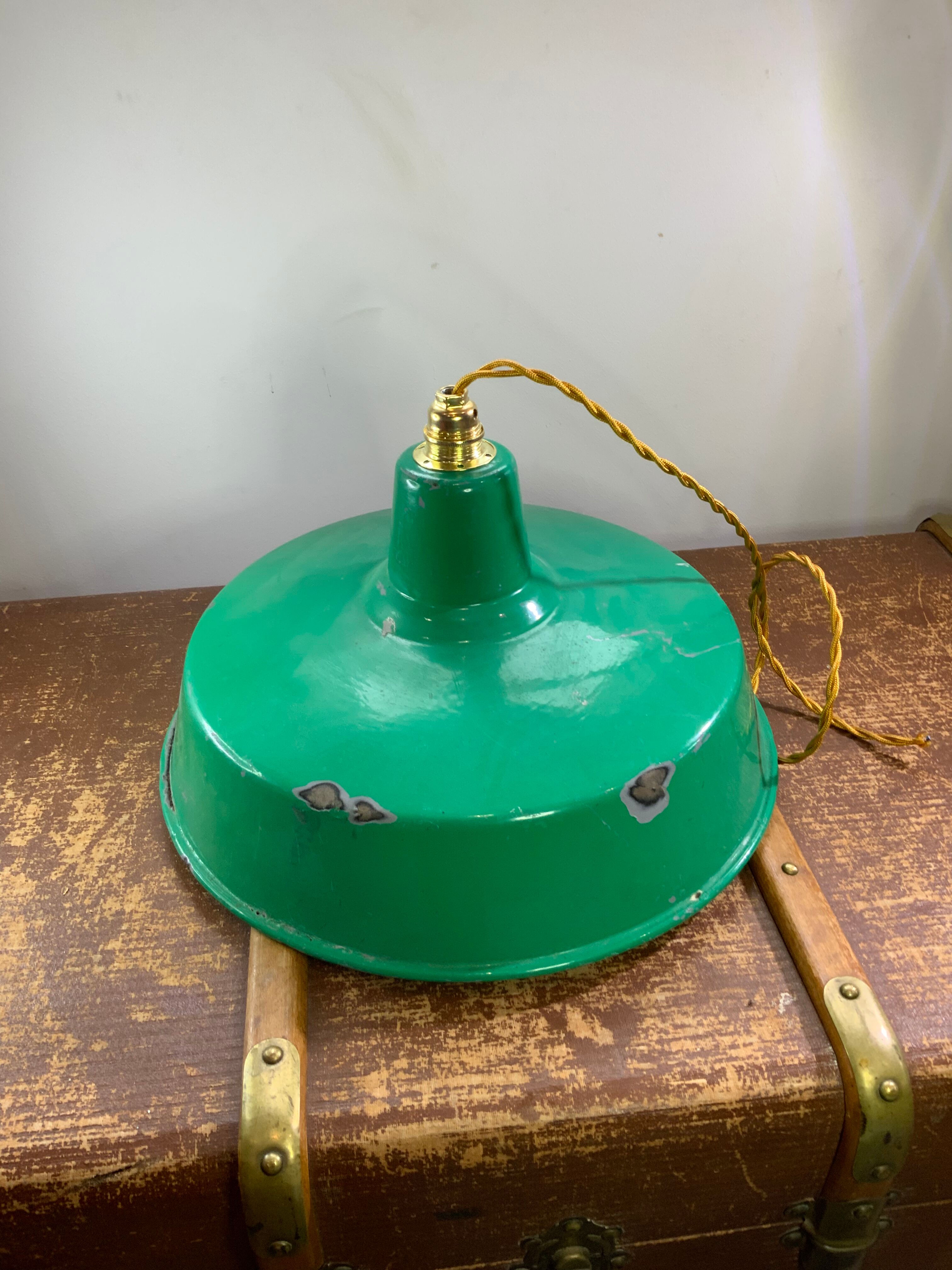 Industrial hanging lamp