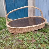 Wicker pastry basket