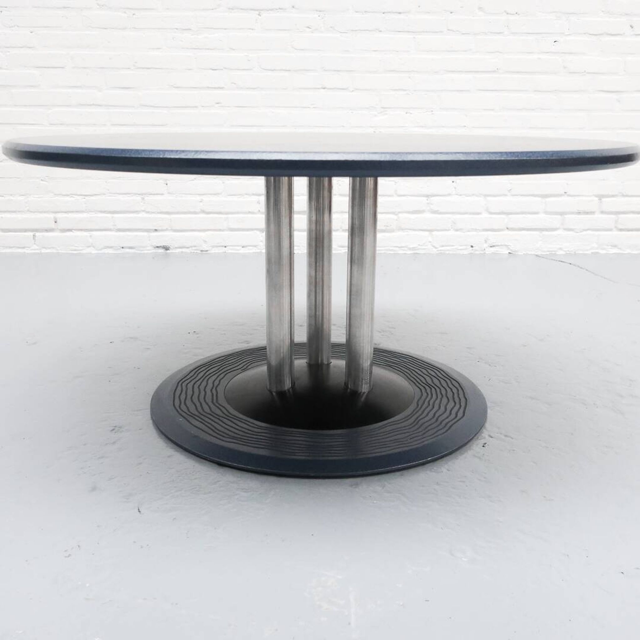 Table basse postmoderne Trias par Hugo de Ruiter pour Leolux 1980