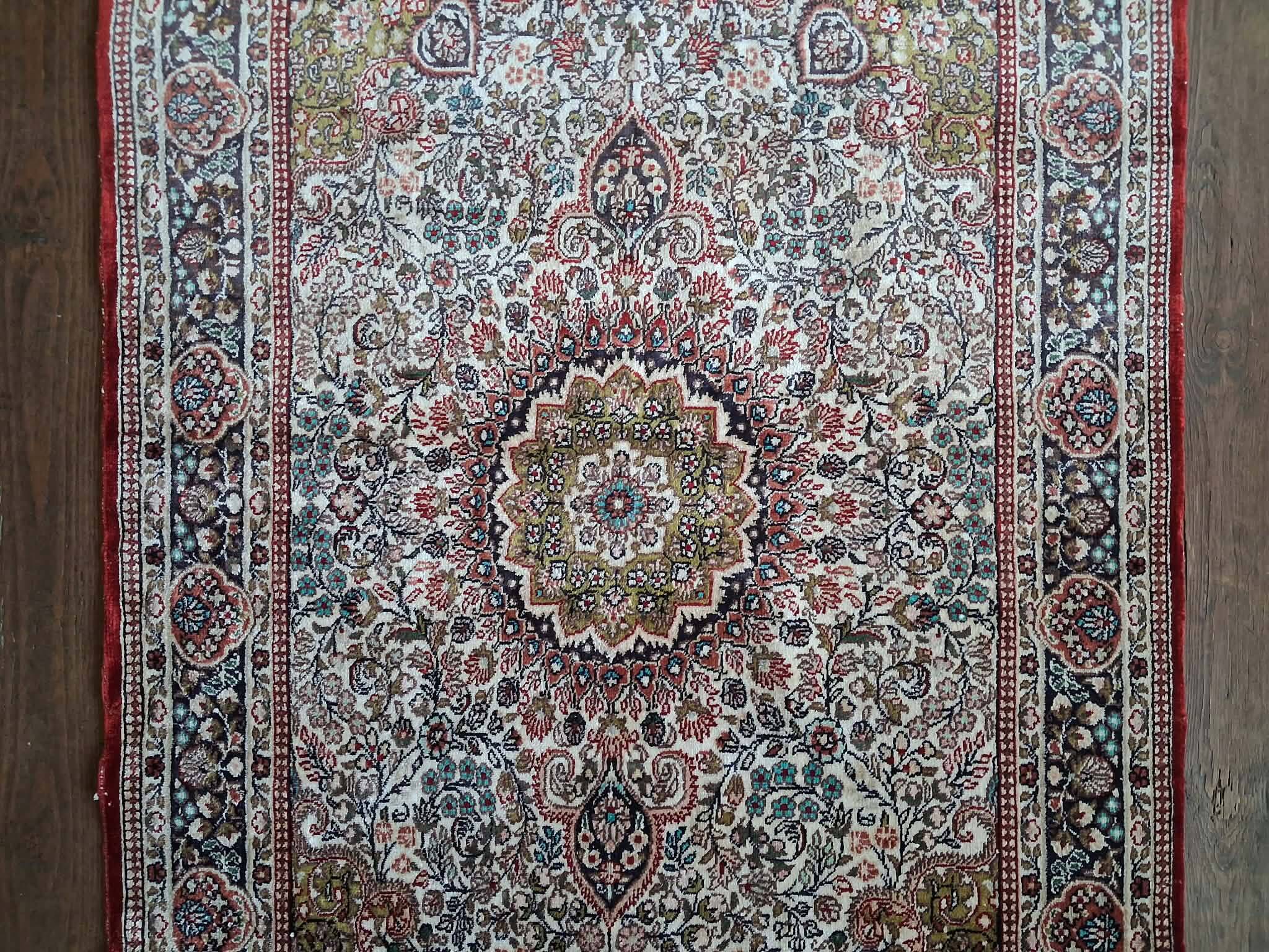 Chinese Hereke silk handmade carpet