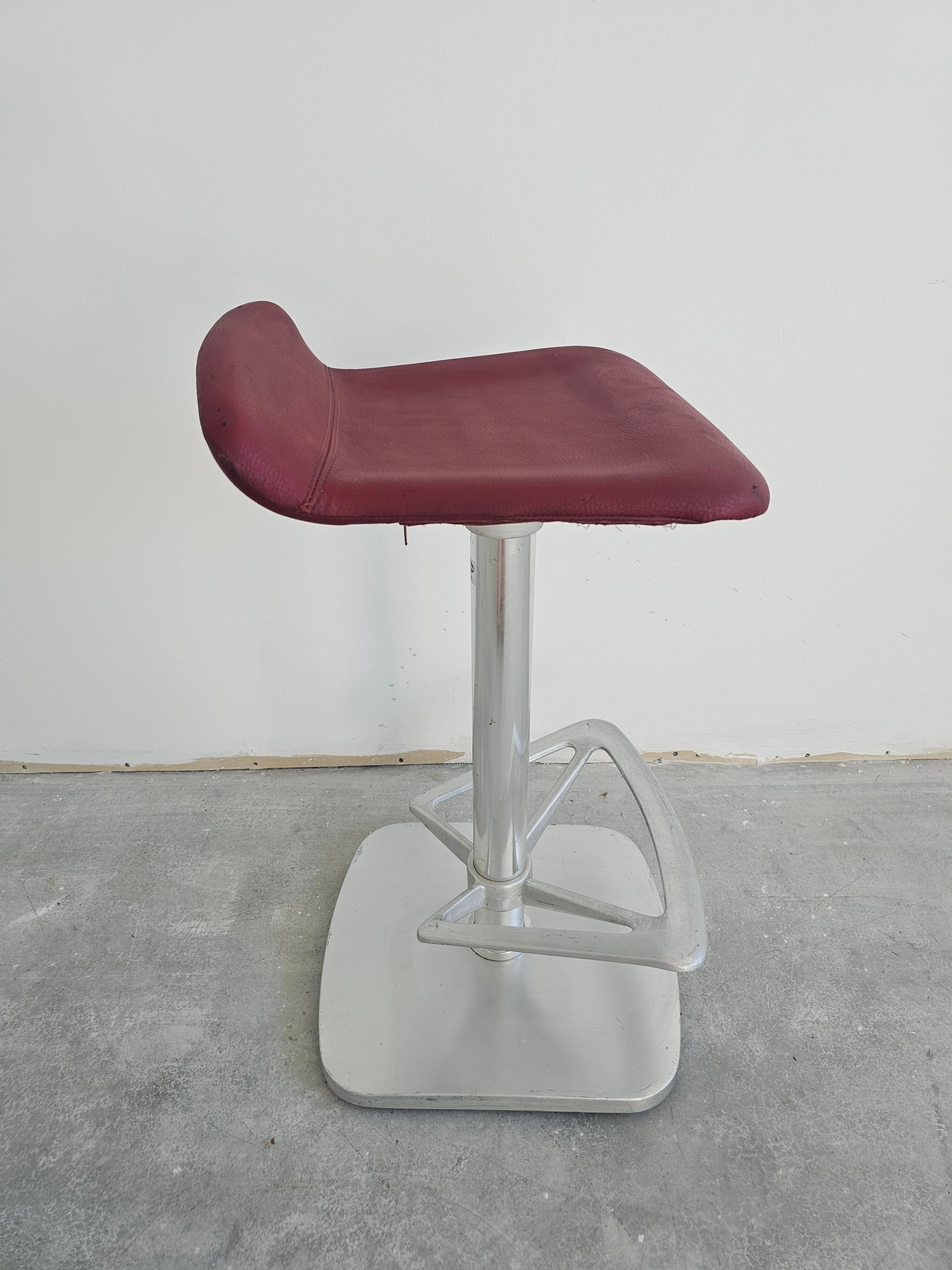 Set of 4 postmodern bar stools by Indecasa, design by Joan Casas, 1980s.