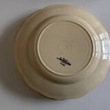 Set of 4 ivory Sarreguemines plates with gadroons