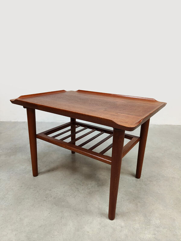 Table basse en teck scandinave vintage, table d'appoint Holger Georg Jensen Kubus