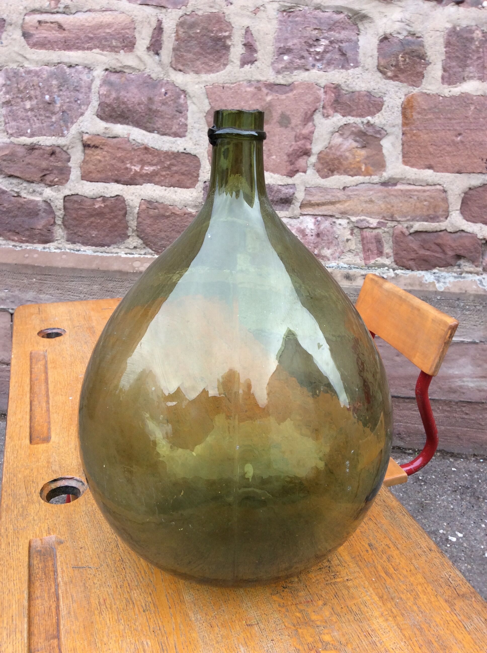 Demijohn 20 liters vintage green