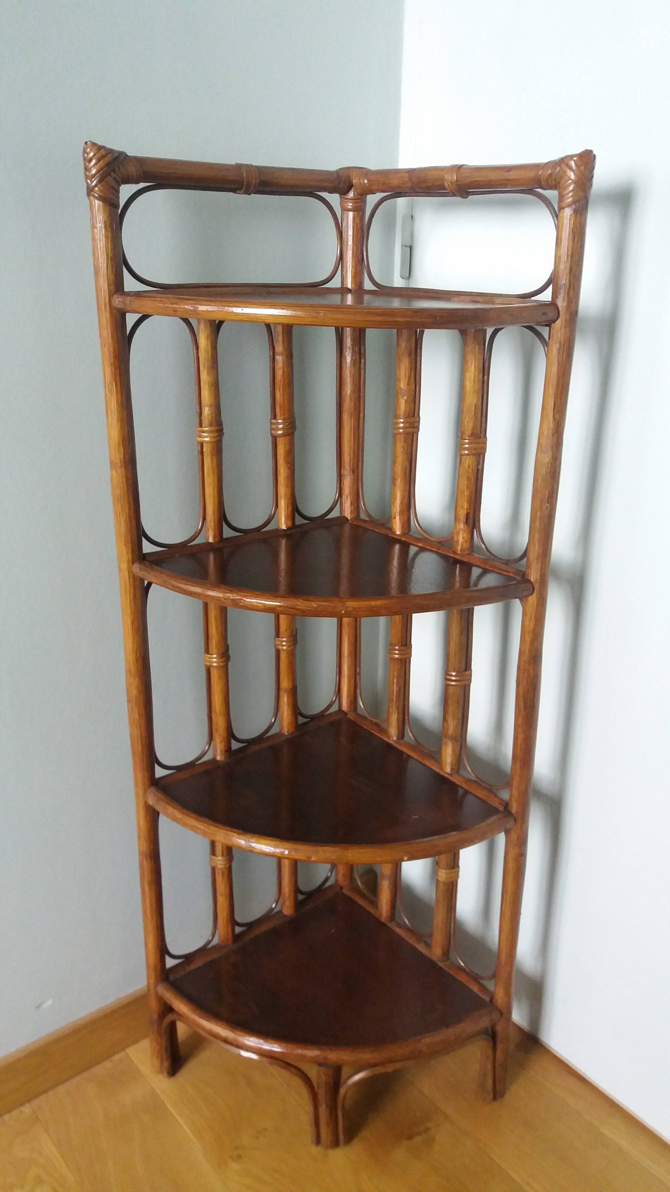Corner shelf, corner unit, in wicker and wood
