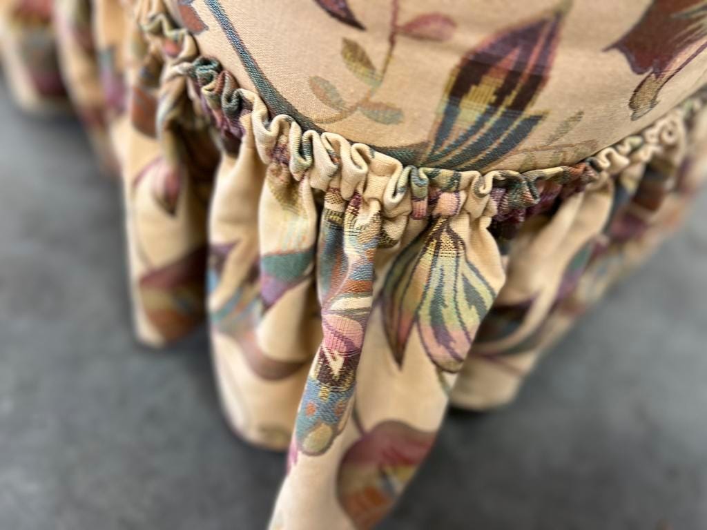 Vintage floral cocktail sofa / sofa / lounge seat