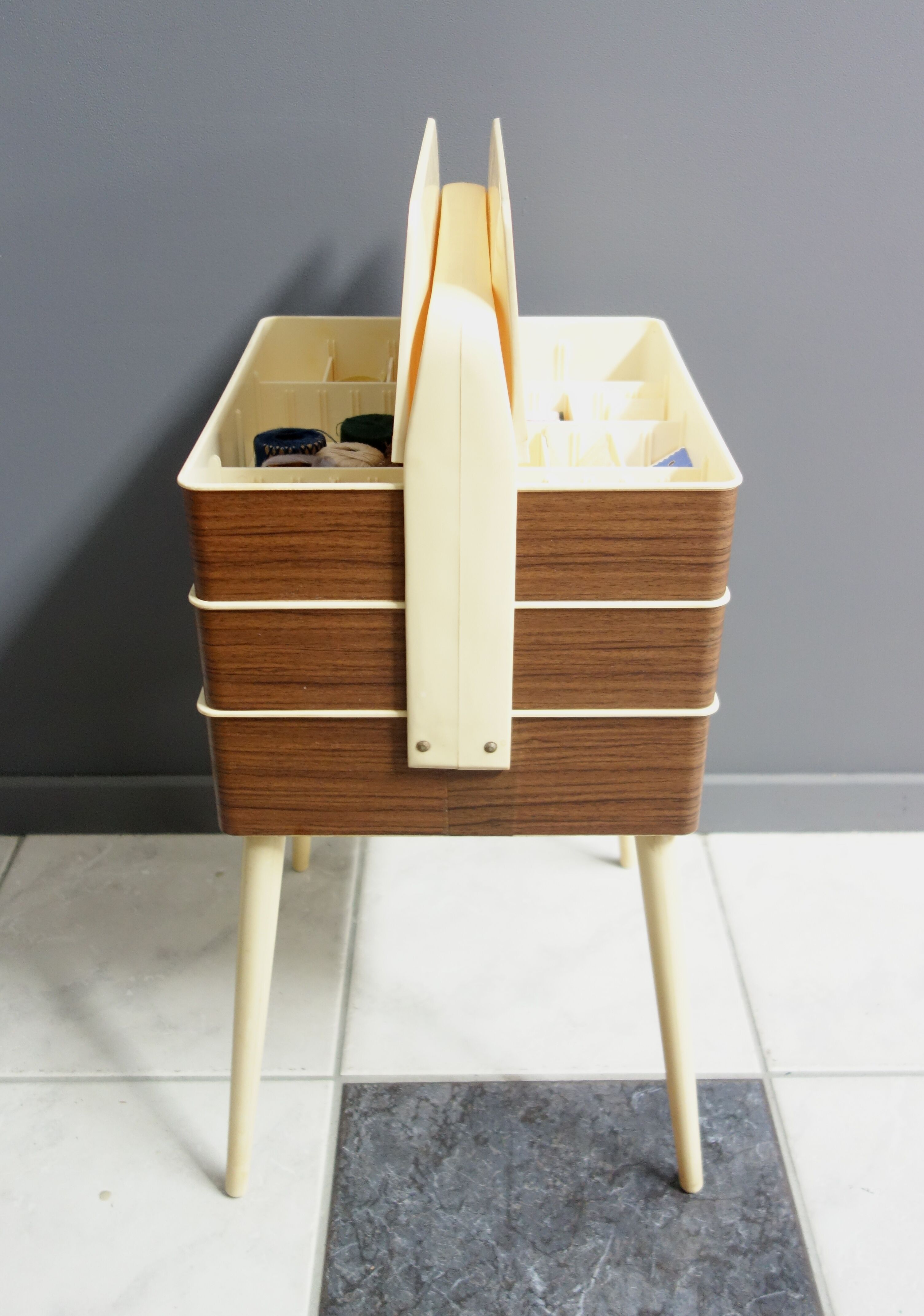 Sewingbox 1960s on four legs