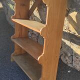 Cabinet shelves in solid pine