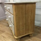 Revamped English chest of drawers