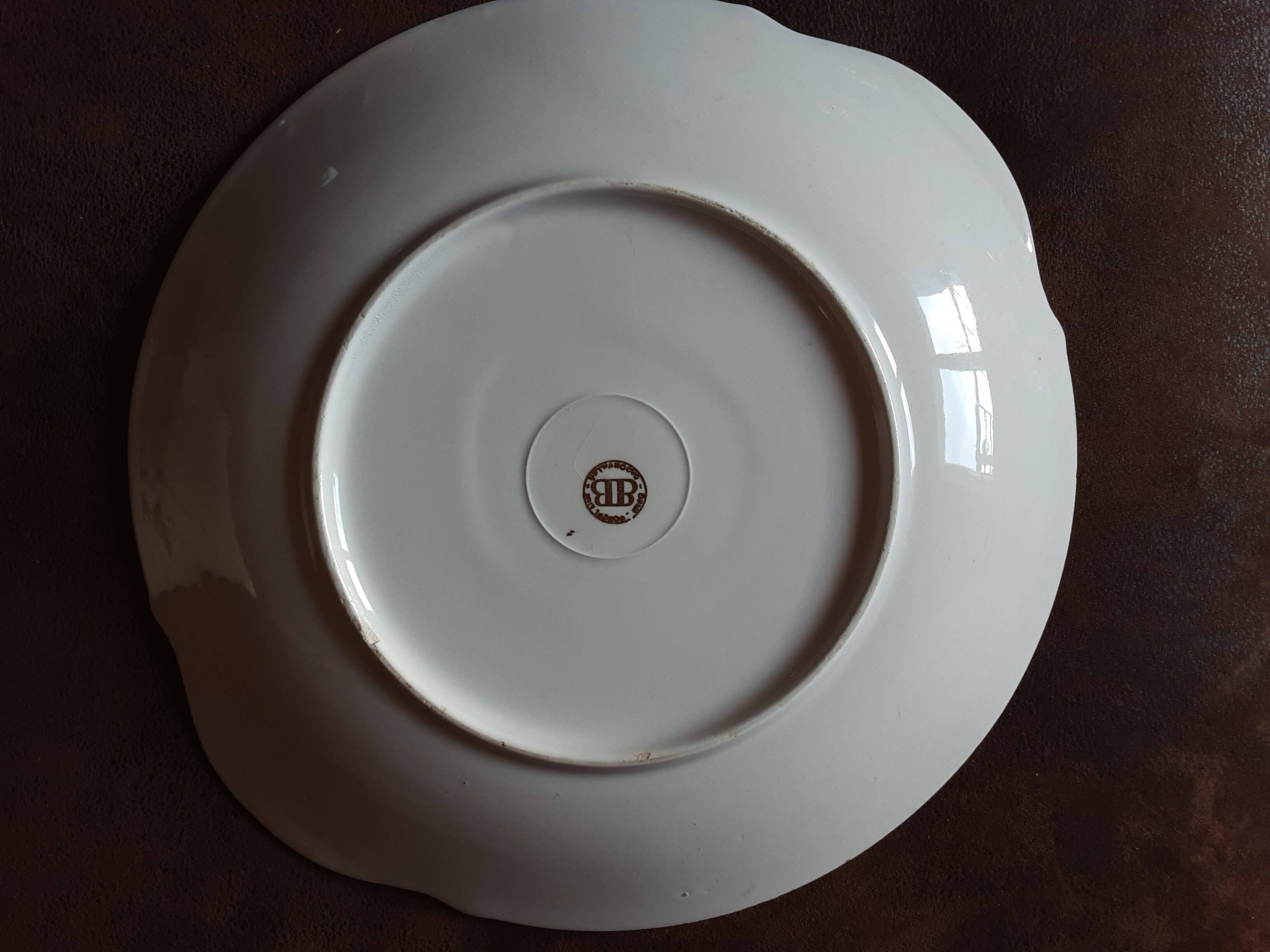 Round semi-hollow dish Porcelain