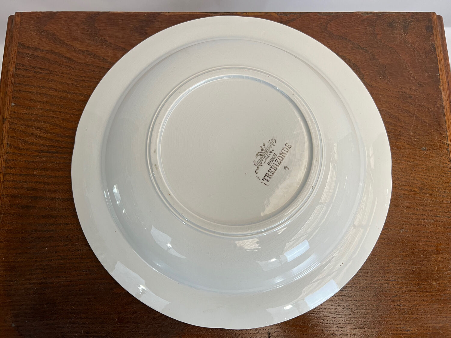 Hollow round dish sarreguemines art nouveau