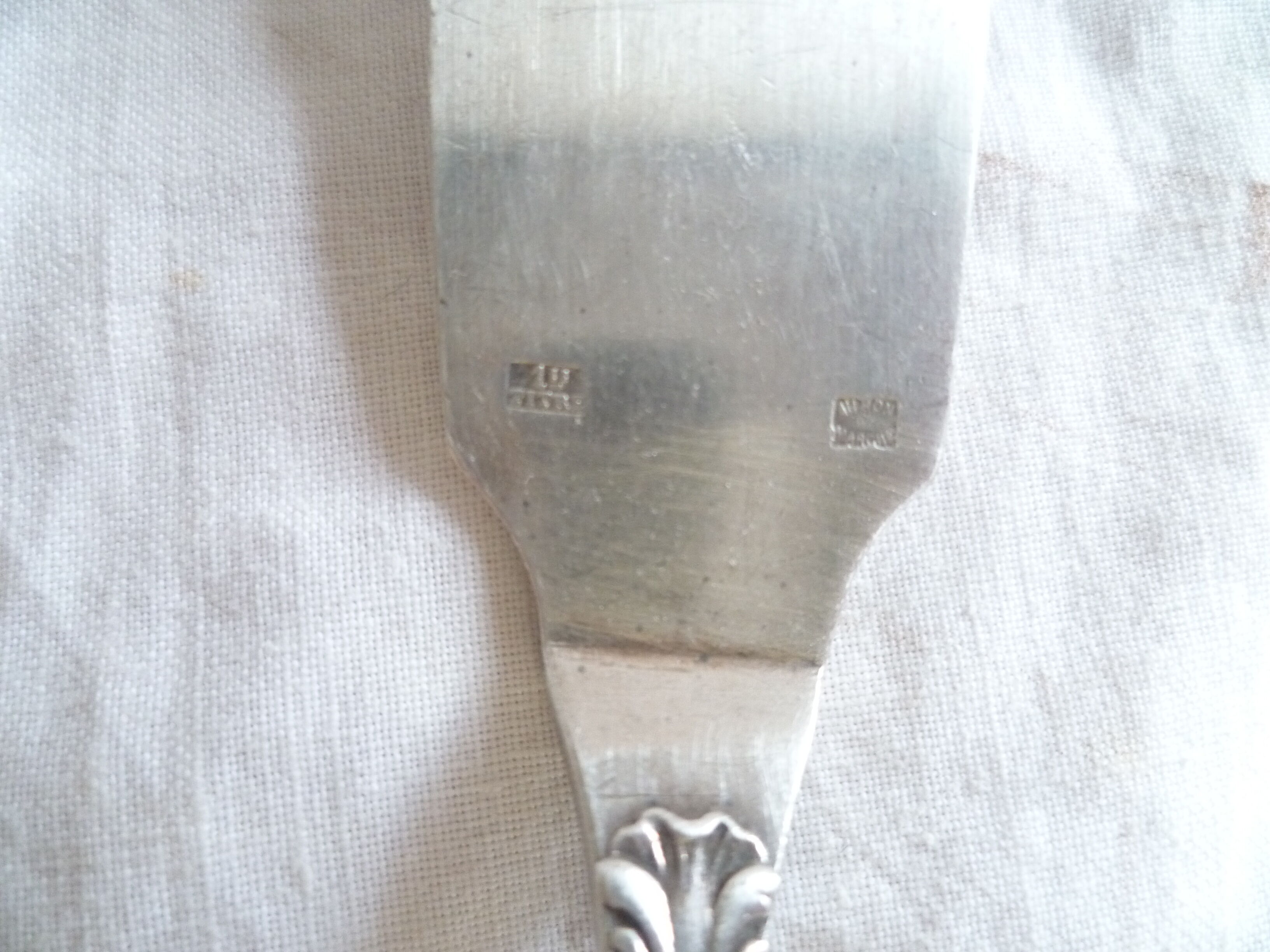 Ens. from 9 fish knives met. argente 1st title "au bon marche" mod.coquille
