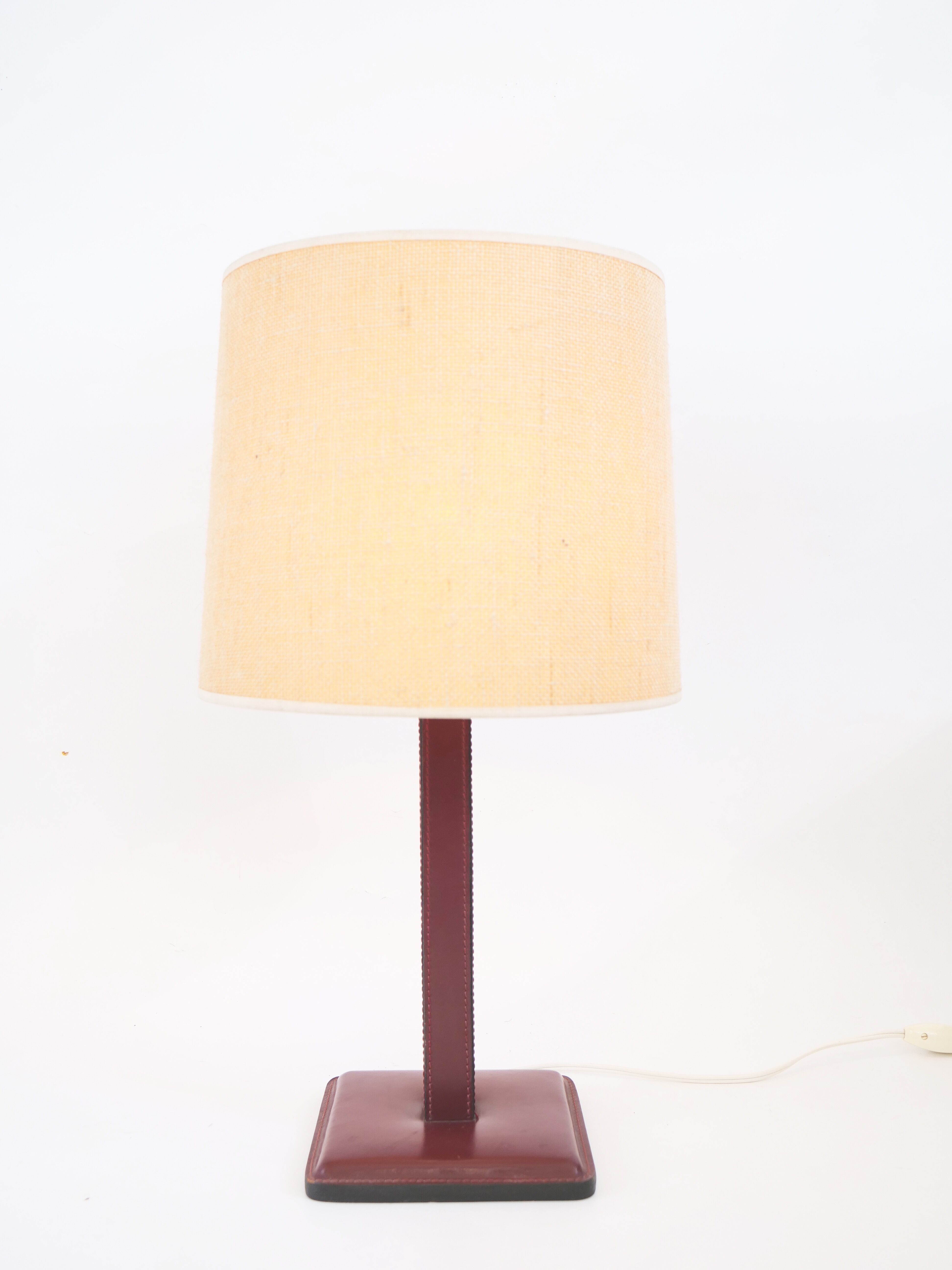 Saddled stitched leather bedside lamp