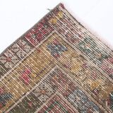 4x9 Shades Of Red & Green Oriental Turkish Vintage Rug, 134x284Cm