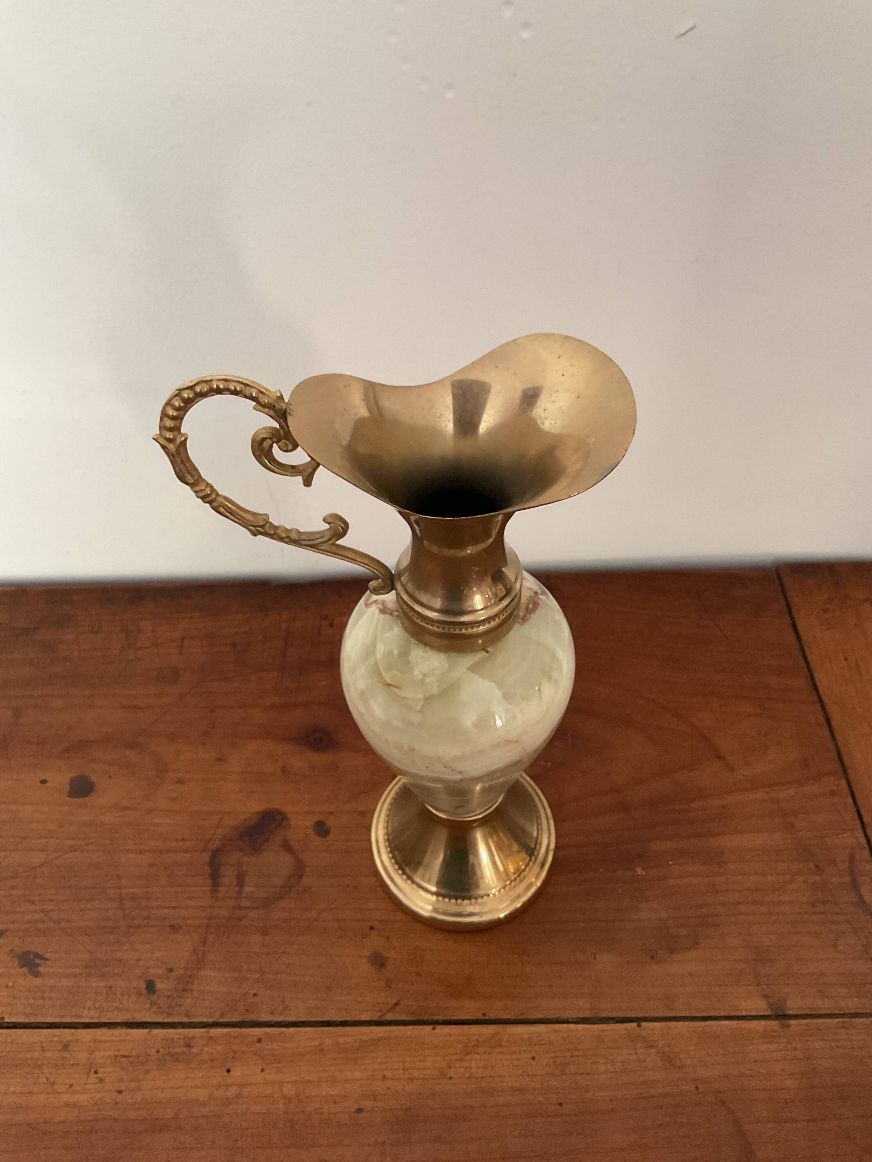Aiguière vintage