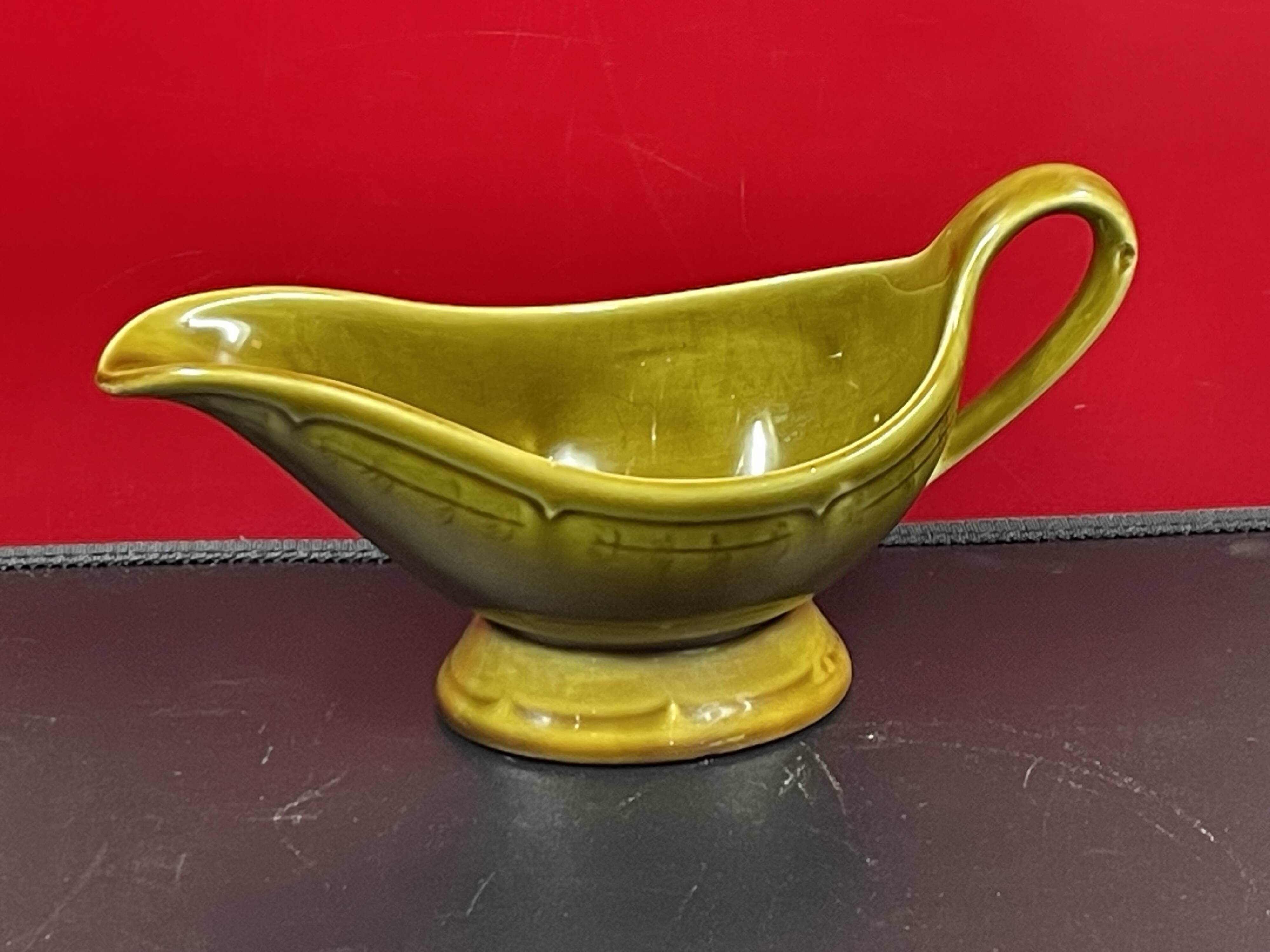 Gien, Olive green gravy boat