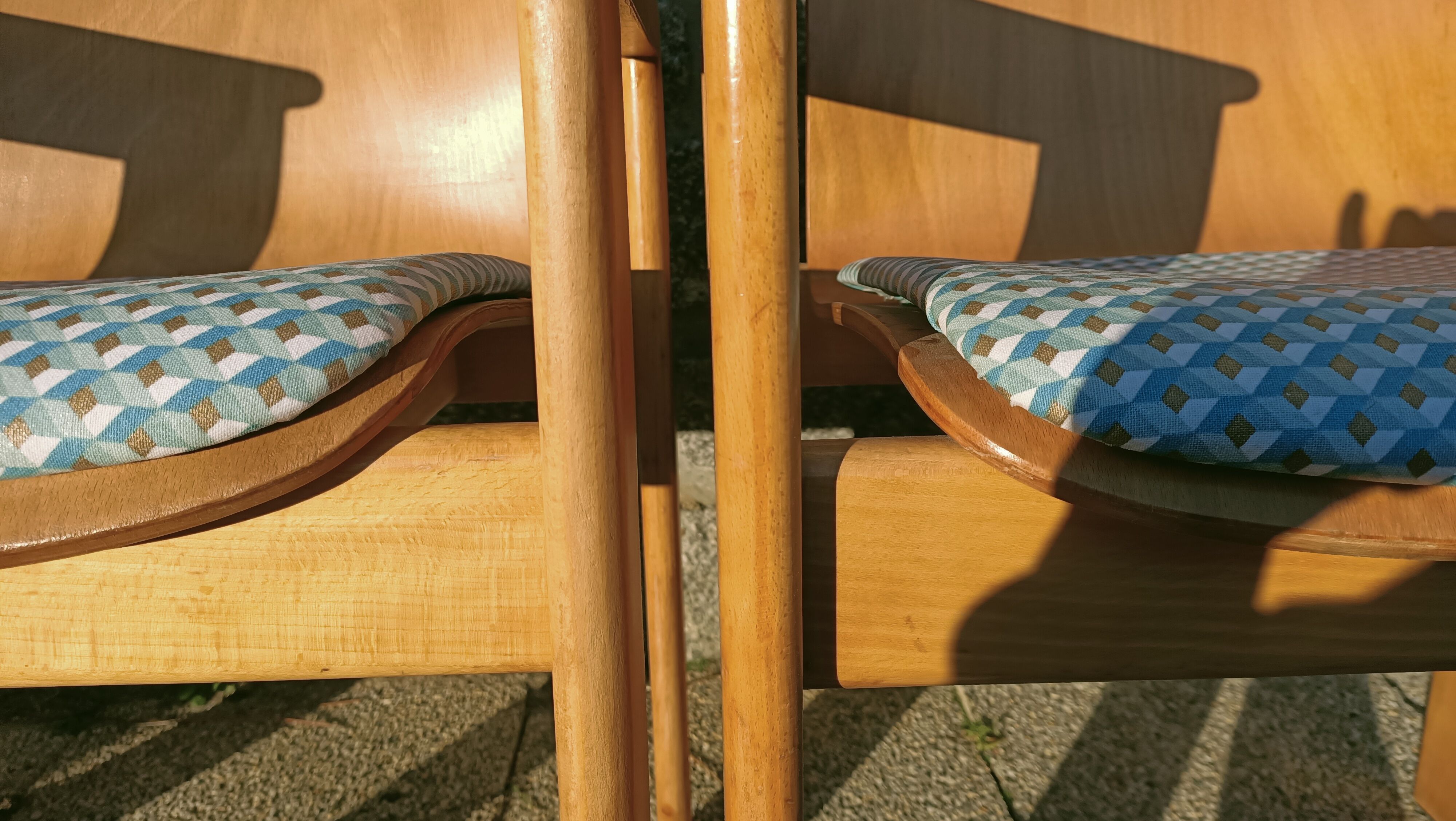 6 Scandinavian wooden chairs