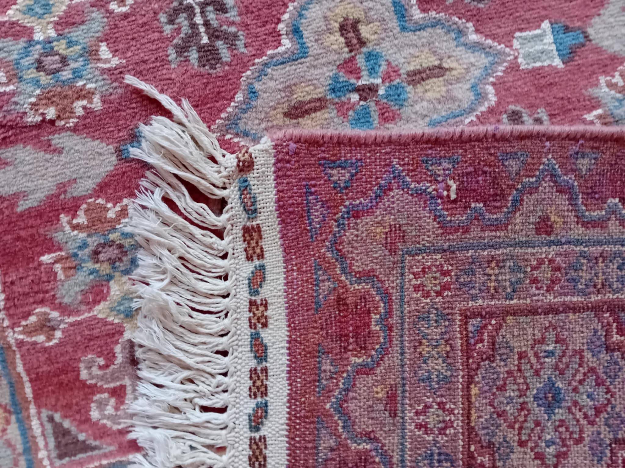 Handmade Pakistani Kafkazi Rug 180x131cm