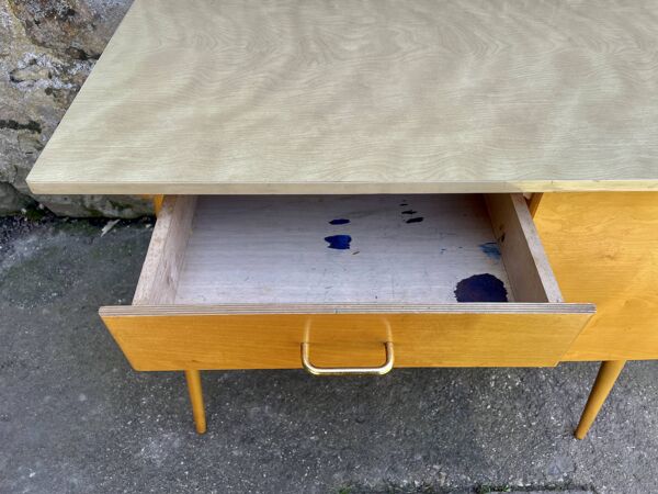 Petit Bureau Baumann, bois de hêtre et formica, 1950