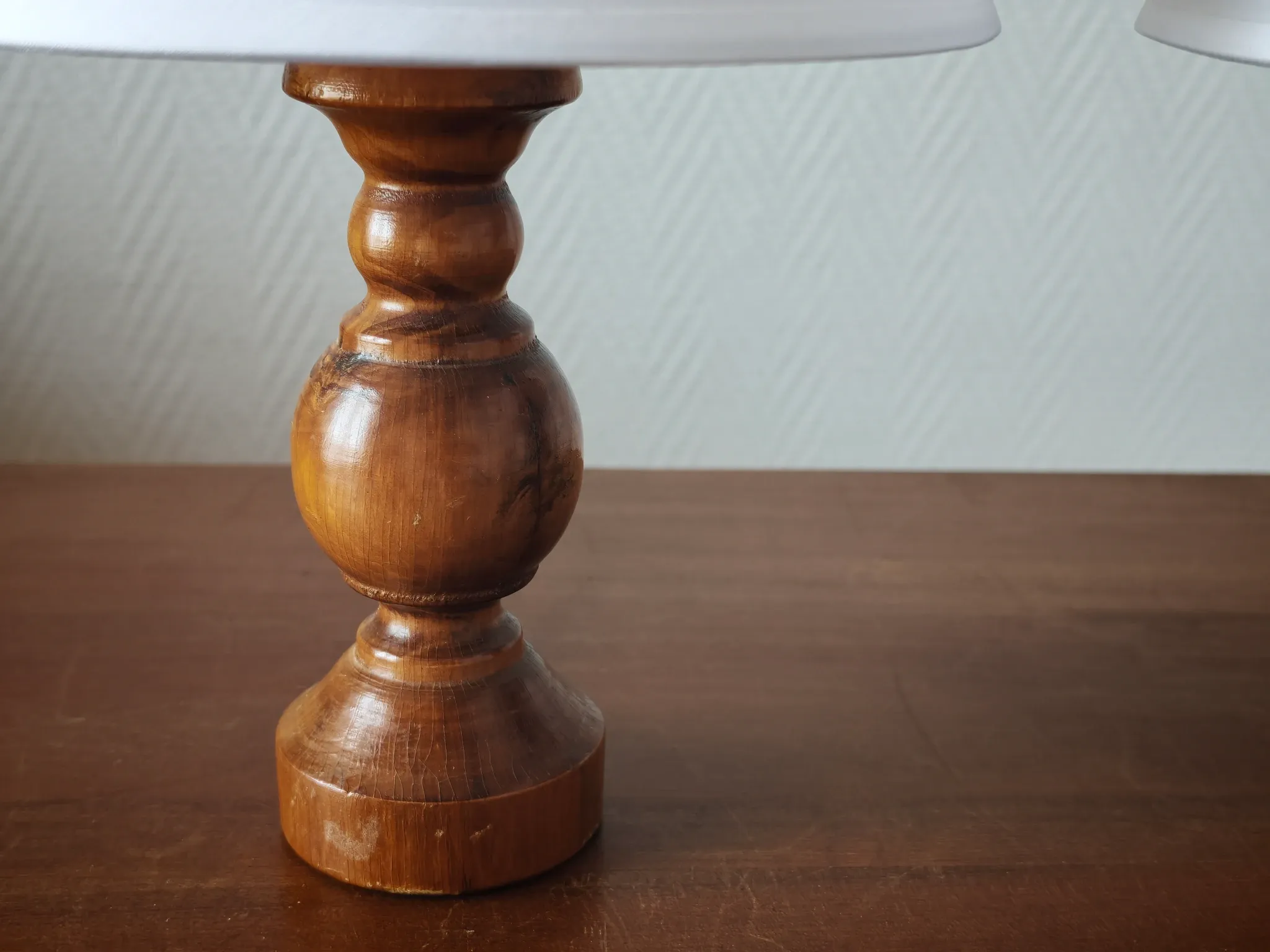 Pair of turned wooden bedside lamps