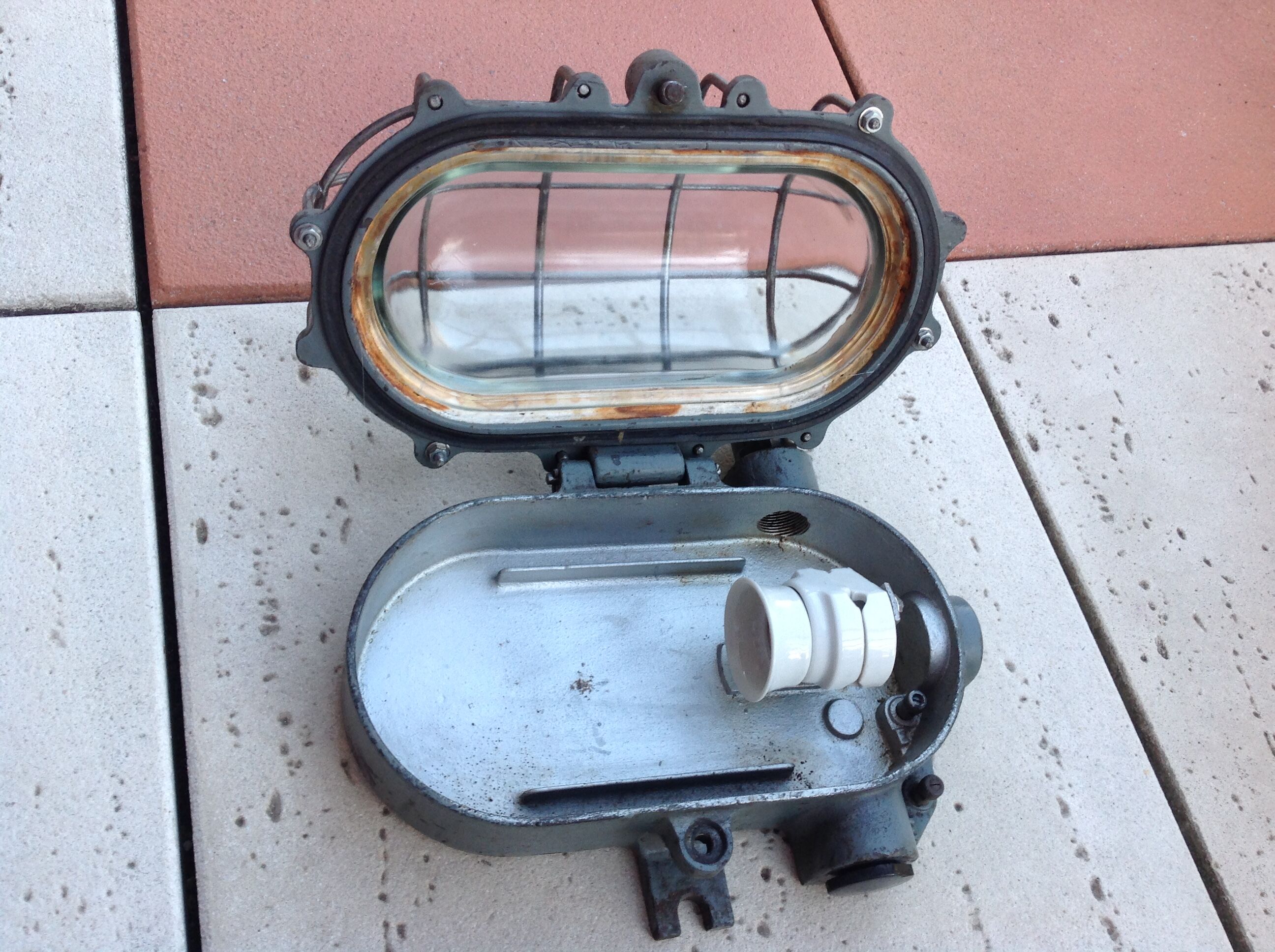 Kandem Bunkerlampe industrial window, vintage 30s
