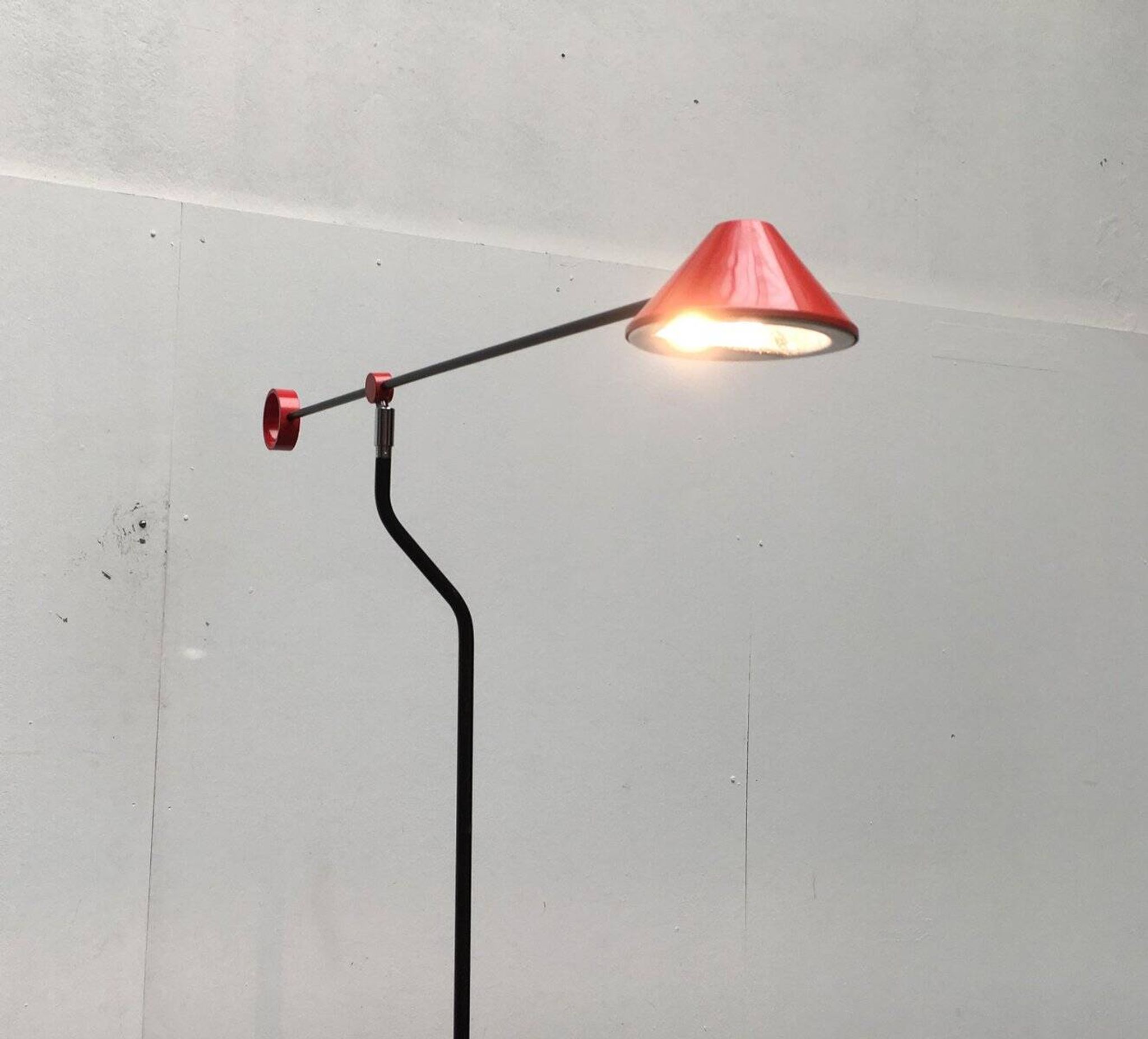 Lampe sur pied postmoderne allemande vintage de Honsel