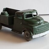 Camion militaire métal
