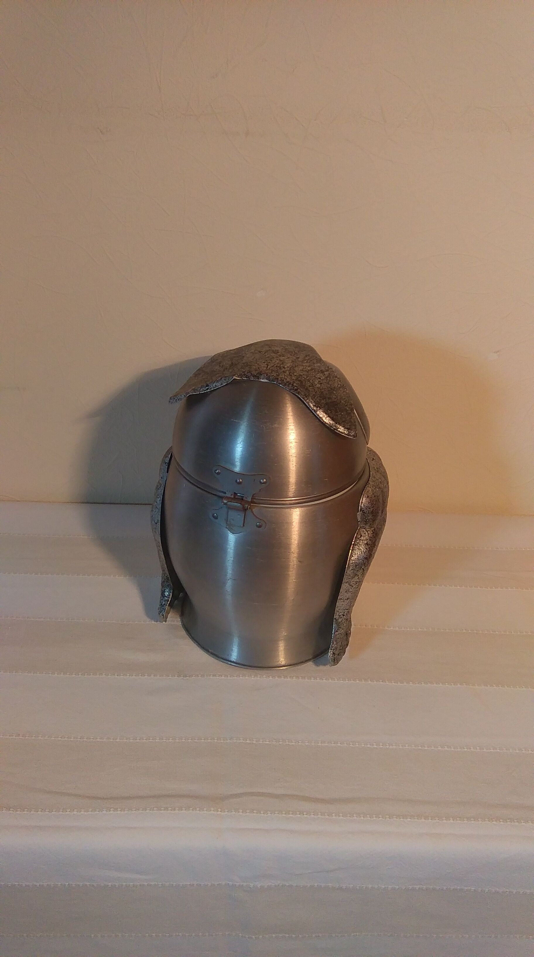 Owl shaped ice bucket 70s