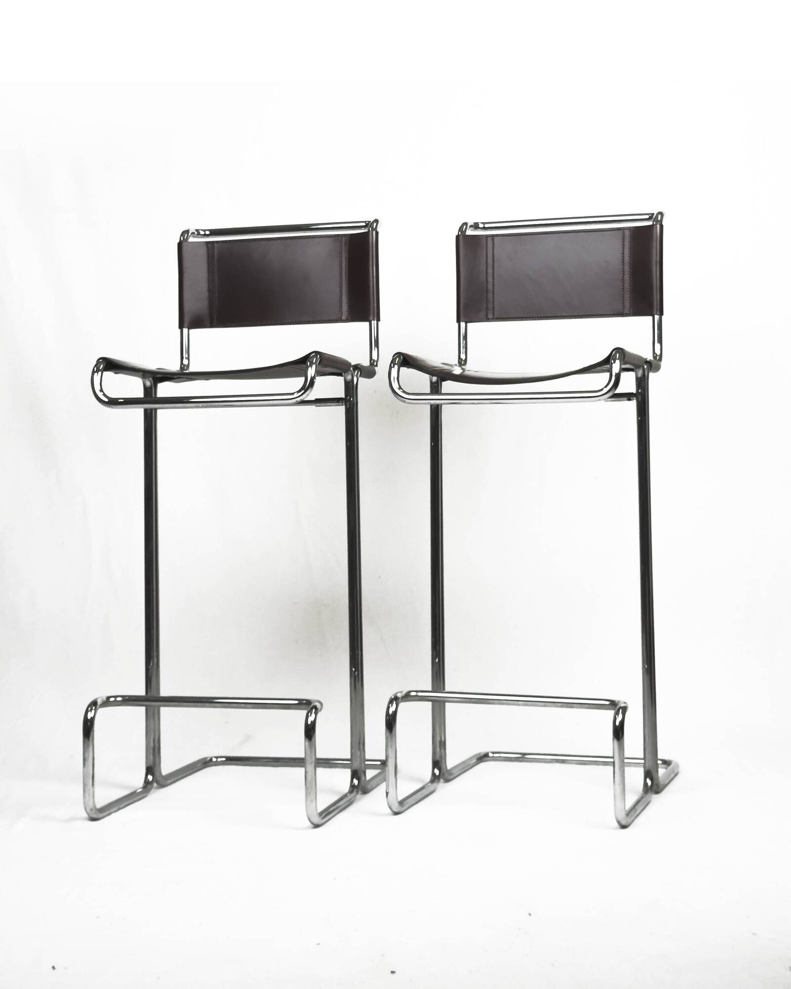 Set of 6 Linea Veam Modernist Leather and Chrome Bar Stools, 1960s