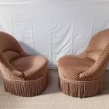 Paire de fauteuils crapaud avec un ottoman