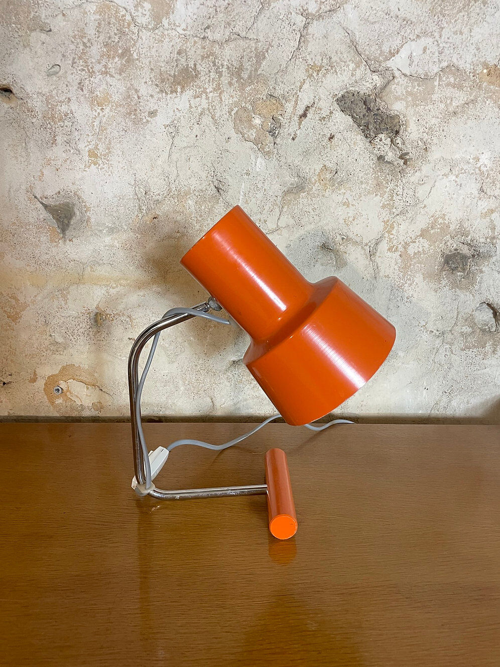 Desk lamp