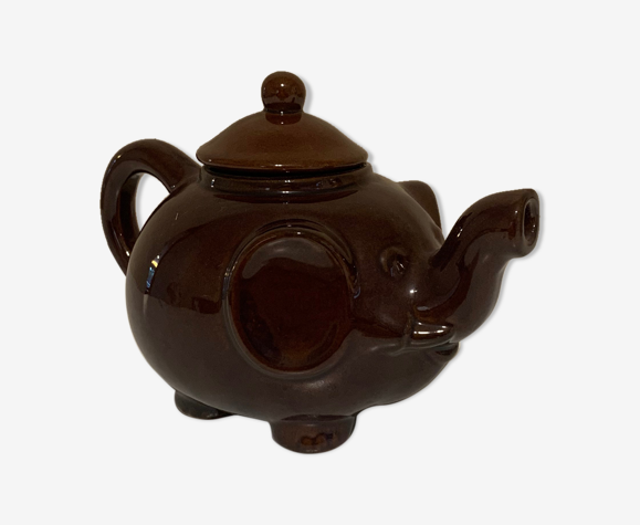 Théière éléphant marron