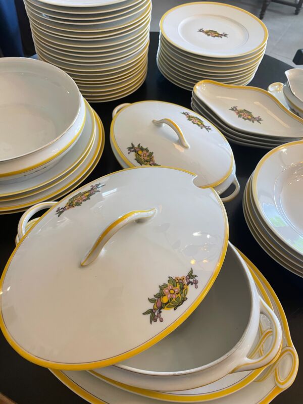 Service en porcelaine de Limoges