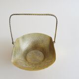 Vase et cuvette en laiton avec la poignée