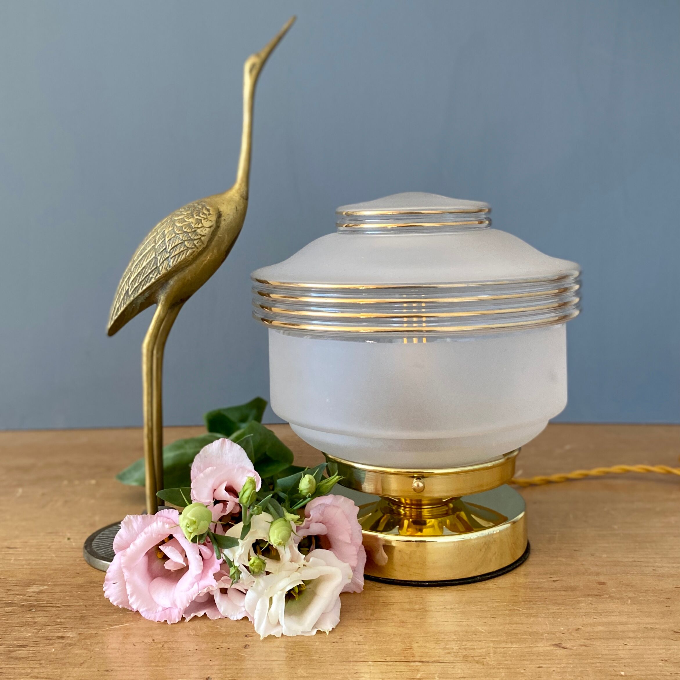 Table lamp vintage art deco globe in white frosted glass with golden edging