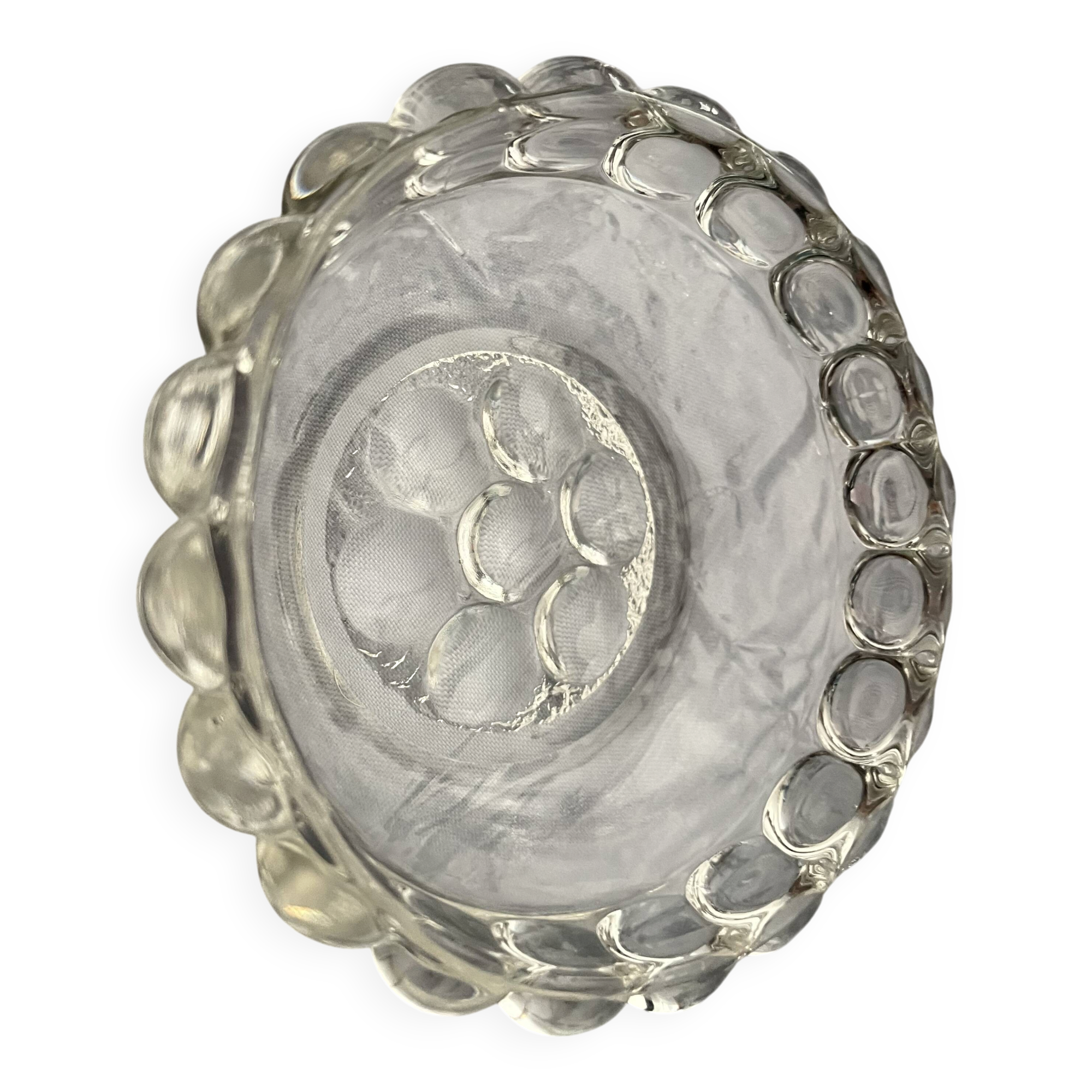 moulded glass service with beaded edge