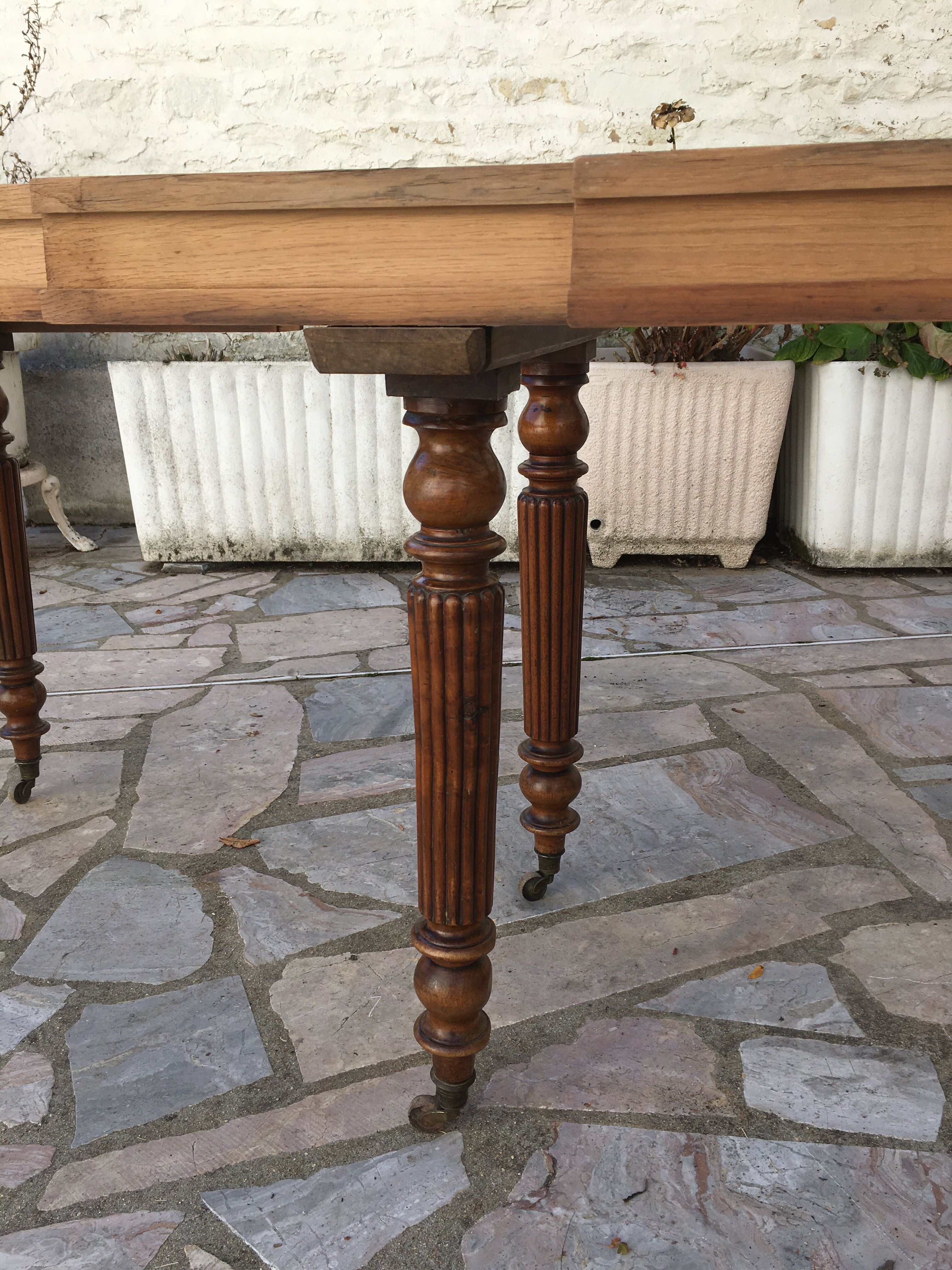 Round table 6 feet 3 solid walnut extensions