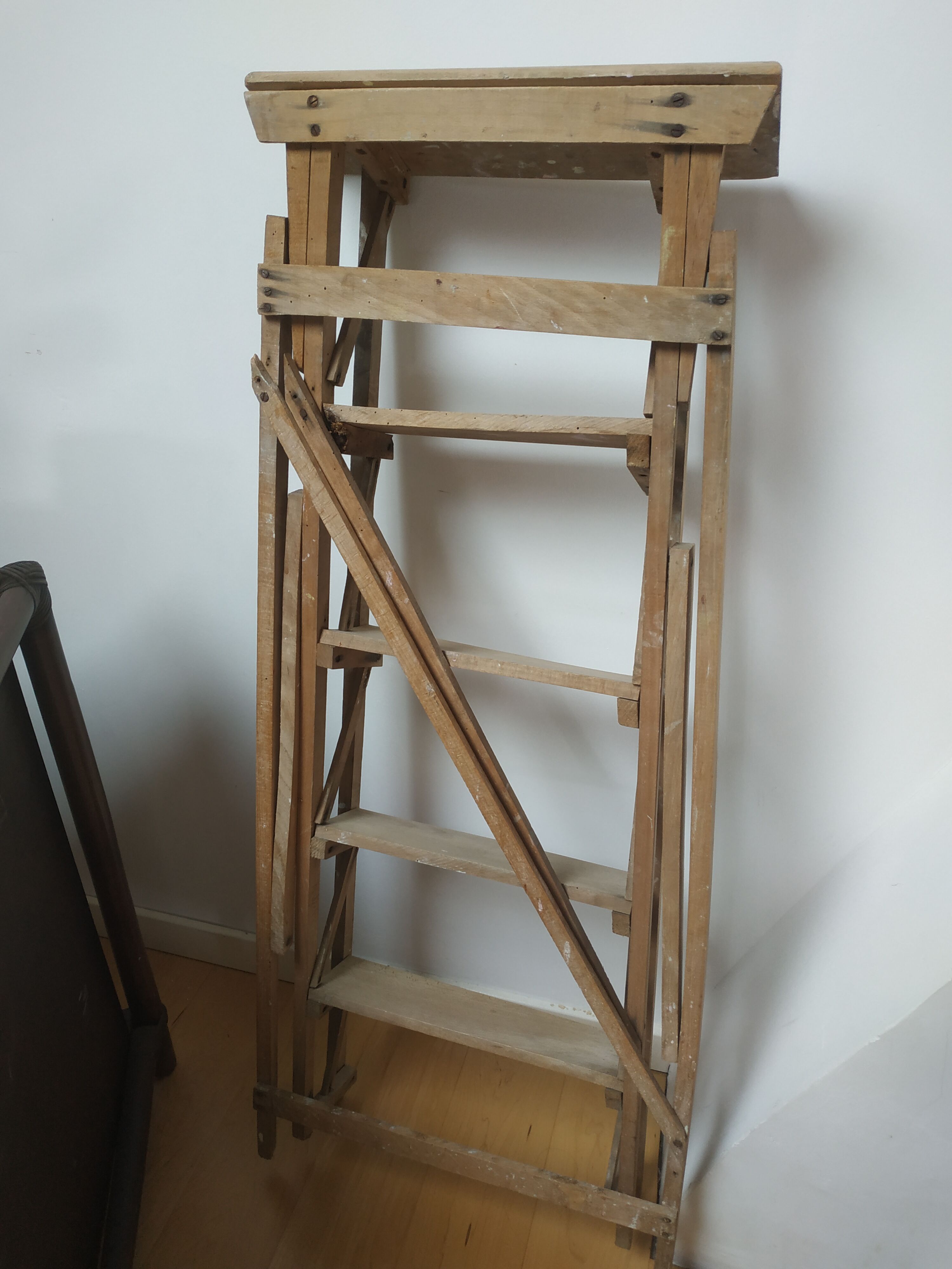 Painter's stepladder