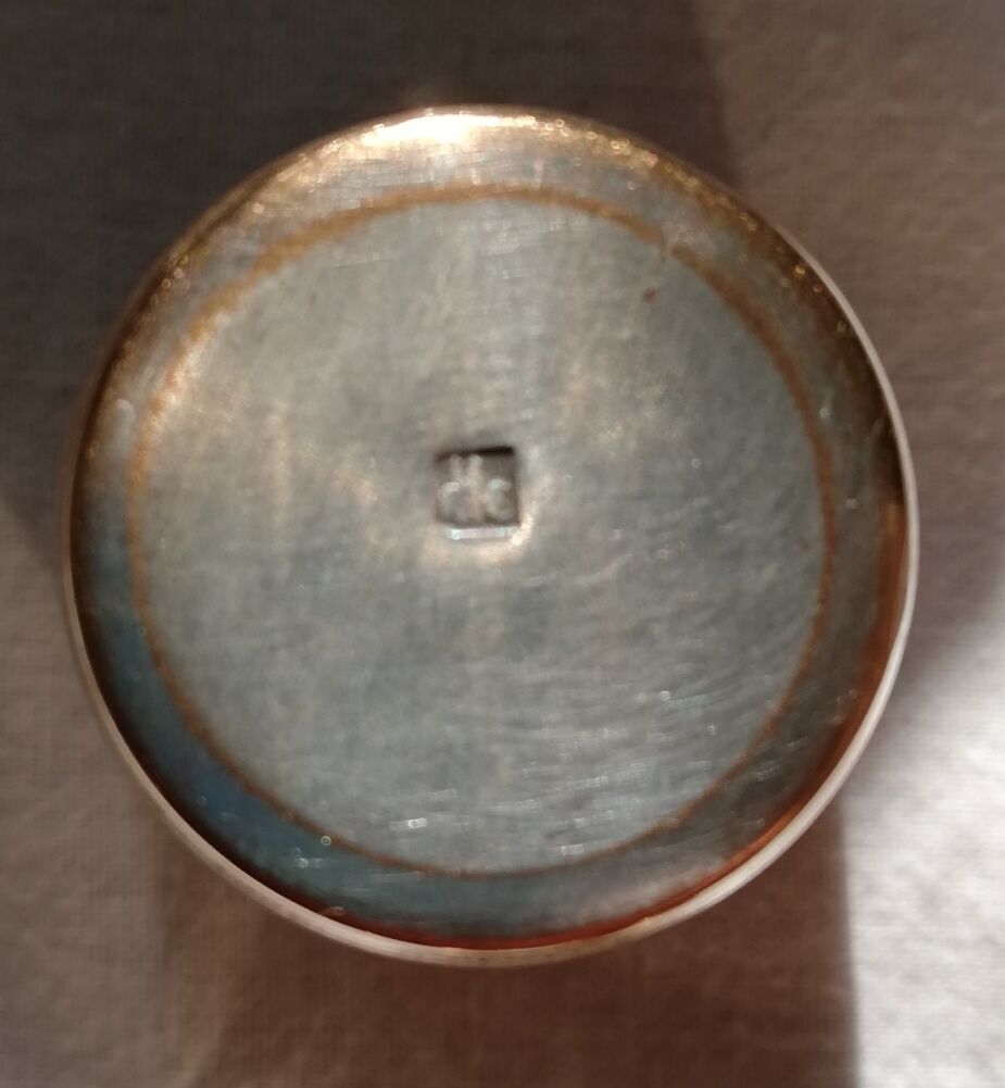 10 silver metal cups