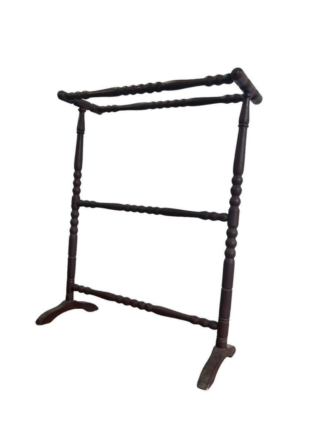 Vintage wooden towel rack / clothing rack