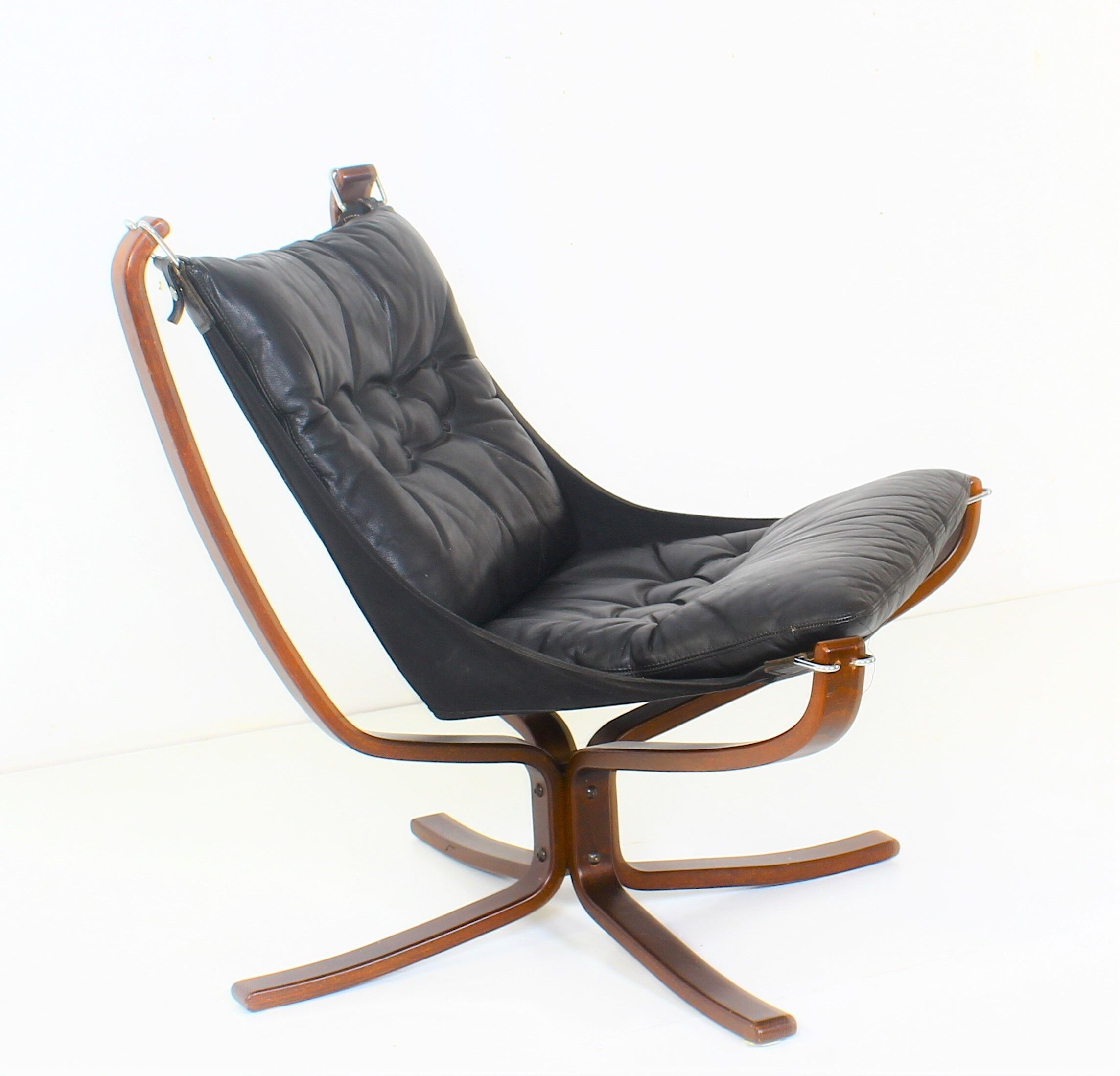 Pair of vintage falcon armchairs by sigurd scandinavian ressel 1970