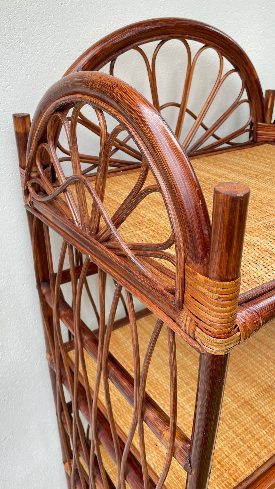 Etagere bambou et rotin vintage