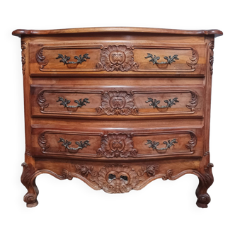 Rocaille chest of drawers in 20th century carved walnut
