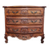 Commode Rocaille en noyer sculpté XXème