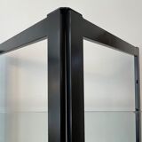 Artelano design presentation shelf