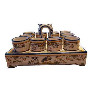 Ancien oeufrier et coquetiers
